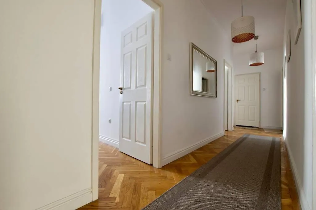 Premium Apartment By Hi5-Vaci Str. 3 Bedroom Budapesta 0*,