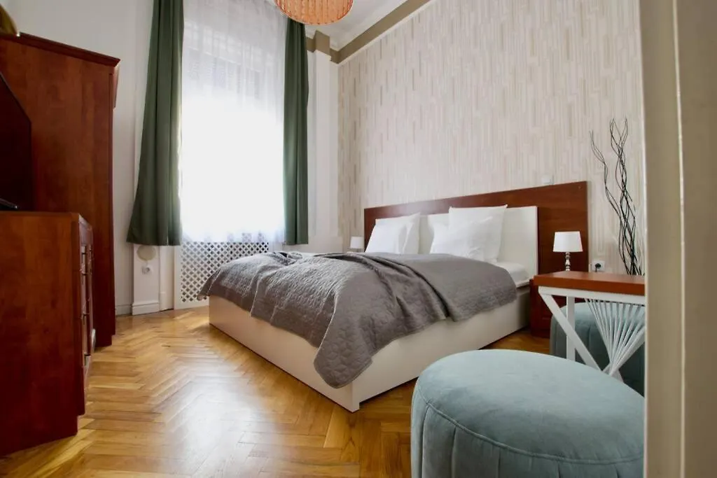 Premium Apartment By Hi5-Vaci Str. 3 Bedroom Budapesta
