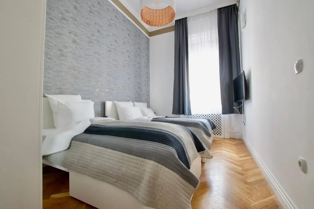 Premium Apartment By Hi5-Vaci Str. 3 Bedroom بودابست المجر
